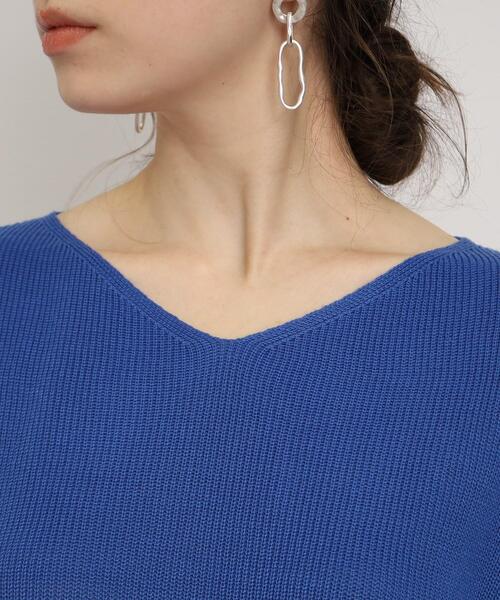DRESKIP（ドレスキップ）の「◆【顔回りをすっきり見せる】Vネック片畦ニット（ニット/セーター・レディース・ブラック/ナチュラル/ブルー/ピンク系・02/03/04）」の9枚目の写真