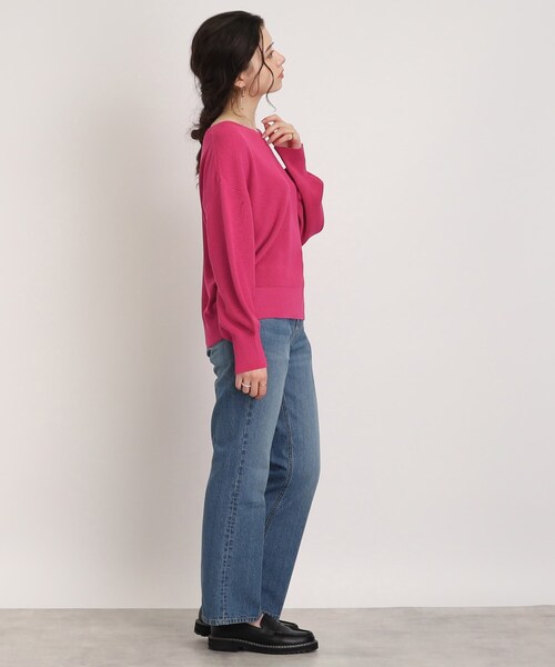 DRESKIP（ドレスキップ）の「◆【顔回りをすっきり見せる】Vネック片畦ニット（ニット/セーター・レディース・ブラック/ナチュラル/ブルー/ピンク系・02/03/04）」の18枚目の写真