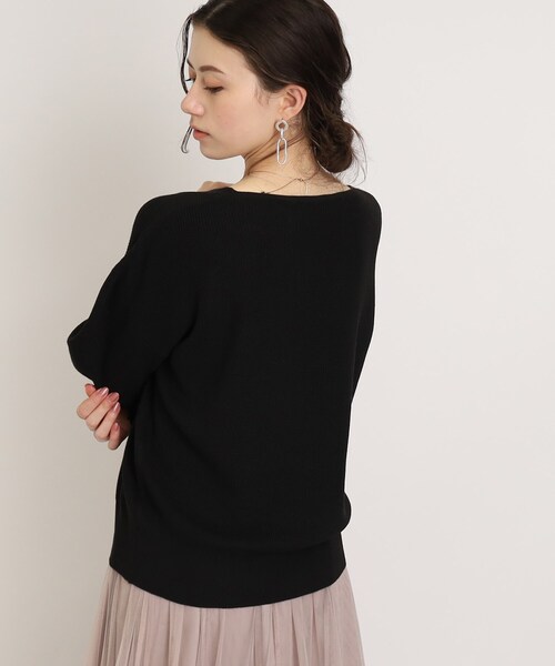 DRESKIP（ドレスキップ）の「◆【顔回りをすっきり見せる】Vネック片畦ニット（ニット/セーター・レディース・ブラック/ナチュラル/ブルー/ピンク系・02/03/04）」の21枚目の写真