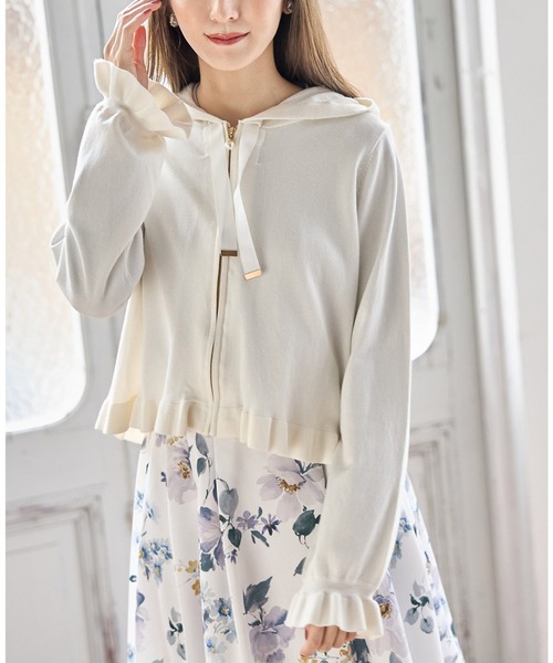 tocco closet（トッコ　クローゼット）の「パールファスナーフリル付きニットパーカー（パーカー・レディース・オフホワイト/グレー系その他/ピンク系その他・M）」の20枚目の写真