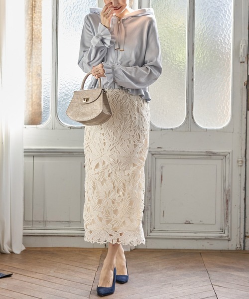 tocco closet（トッコ　クローゼット）の「パールファスナーフリル付きニットパーカー（パーカー・レディース・オフホワイト/グレー系その他/ピンク系その他・M）」の9枚目の写真