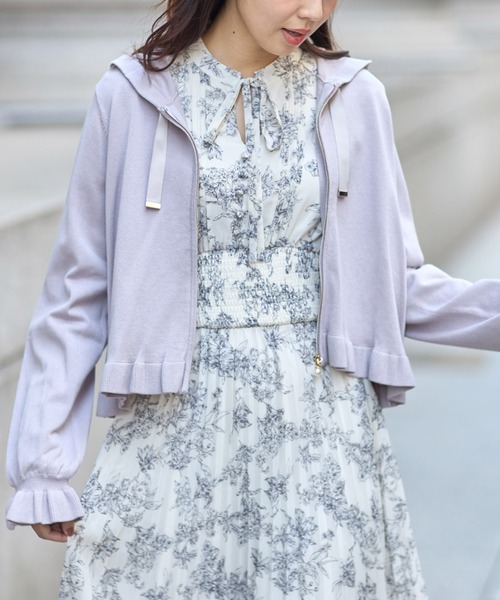 tocco closet（トッコ　クローゼット）の「パールファスナーフリル付きニットパーカー（パーカー・レディース・オフホワイト/グレー系その他/ピンク系その他・M）」の21枚目の写真