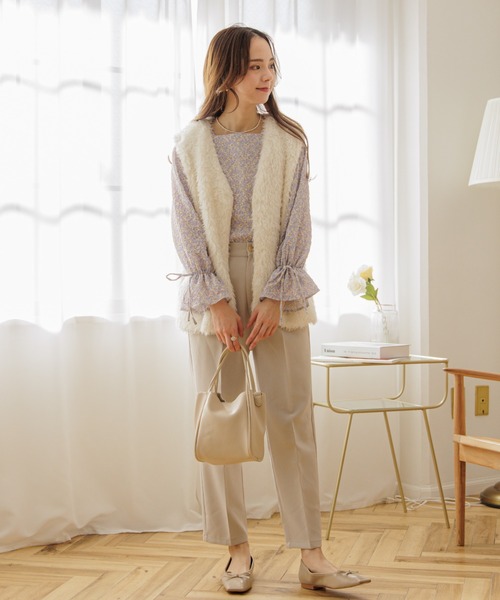 flower（フラワー）の「フェミニンシャギーベスト（ベスト・レディース・ホワイト/ベージュ・FREE）」の8枚目の写真