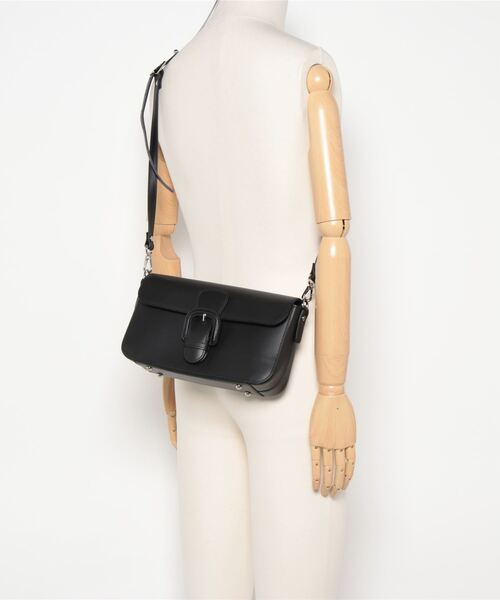 RIPANI（リパーニ）の「【RIPANI】レザーフラップバッグ(Q36418)（ショルダーバッグ・レディース・ブラック/ブラウン/グリーン・ALL）」の6枚目の写真