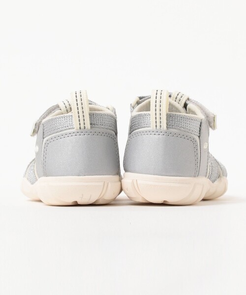 KEEN（キーン）の「KEEN / キッズ  Seacamp2 CNX 23（15～23.5cm）（サンダル・キッズ・その他/シルバー/ブラック・16/17/18/18.5/19.5/20/22/22.5/23.5/21/15 ）」の16枚目の写真