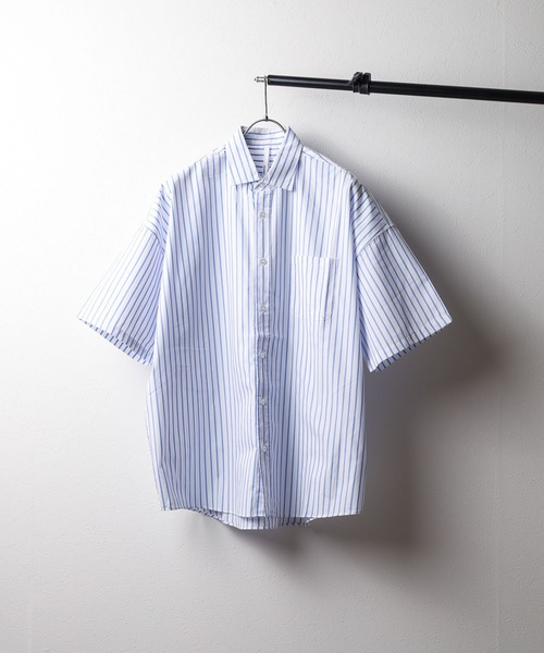 ARCHIVER（アーカイバ）の「【Ir】オーバーサイズ　レギュラーカラーシャツ（シャツ/ブラウス・メンズ・パープル系/ホワイト系/ブラック/グレイッシュベージュ/サックスブルー/ブラック系/イエロー系/ホワイト/グリーン/グリーン系/サックスブルー系・MEDIUM/LARGE/X-LARGE）」の3枚目の写真