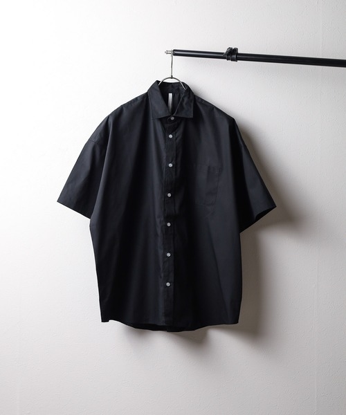 ARCHIVER（アーカイバ）の「【Ir】オーバーサイズ　レギュラーカラーシャツ（シャツ/ブラウス・メンズ・パープル系/ホワイト系/ブラック/グレイッシュベージュ/サックスブルー/ブラック系/イエロー系/ホワイト/グリーン/グリーン系/サックスブルー系・MEDIUM/LARGE/X-LARGE）」の4枚目の写真