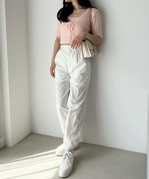 one after another NICE CLAUP(ワンアフターアナザーナイスクラップ)の「裾絞りカーゴパンツ(カーゴパンツ・レディース・ブラック/ピンク/オフホワイト・FREE)」の6枚目の写真