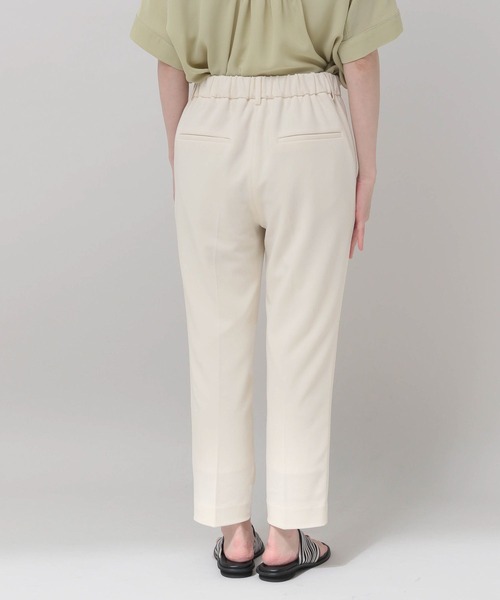 Elura(エルーラ)の「【小柄サイズ Elkotona】コトナサマ見えテーパードパンツ/163321(その他パンツ・レディース・ブラック/ブラウン系その他/オフホワイト/オレンジ/ピンク/ライトイエロー/グリーン/ブラウン系その他4/グリーン系その他4/ピンク系その他7/グレイッシュベージュ/ネイビー/グリーン系その他2・SMALL/MEDIUM)」の21枚目の写真