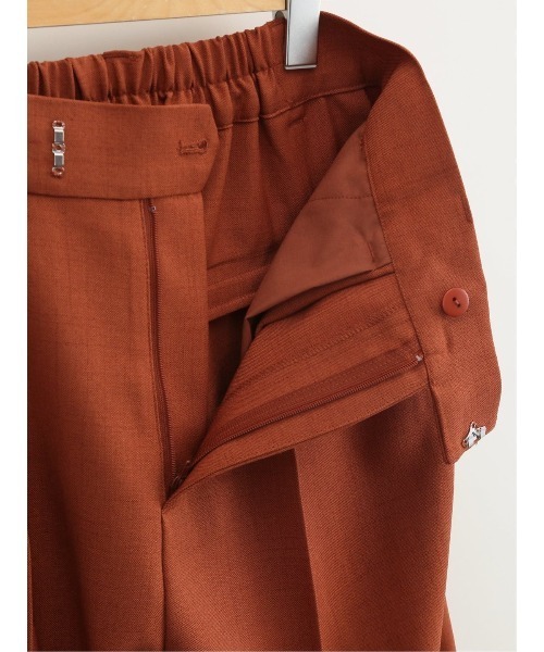 m.f.editorial（エムエフエディトリアル）の「【リネン調 アンクル丈 ストレッチ】m.f.エディトリアル レディース シャンブレー テーパードパンツ(セットアップ可能)（スラックス・レディース・ブラウン/カーキ/モカ・MEDIUM/LARGE）」の12枚目の写真