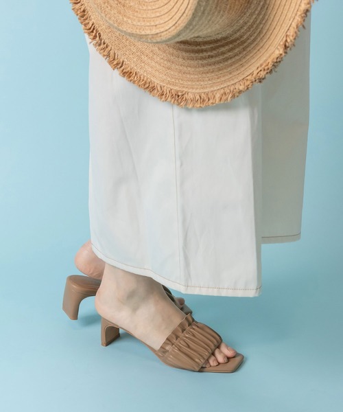 RANDA（ランダ）の「20 colors sandals（サンダル・レディース・クリーム/グレー/ターコイズブルー/ブルー/ライトピンク/ブラック/コーラルピンク/ライム/グリーン/ホワイト/ダークブラウン/ブラウン/レッド/ピンク/ミント/ベージュ/パープル/ネイビー/イエロー/オレンジ・S/M/L/LL）」の5枚目の写真