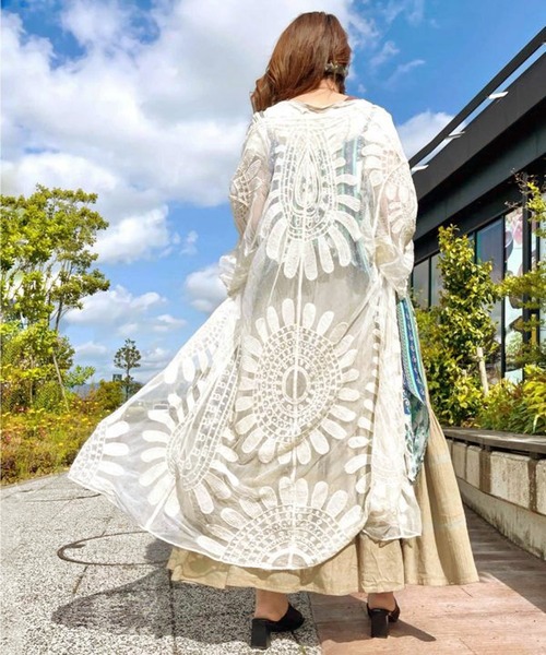 チャイハネ（チャイハネ）の「【チャイハネ】プラチナムカーディガン（カーディガン/ボレロ・レディース・ナチュラル/ブラック/ホワイト・FREE）」の3枚目の写真