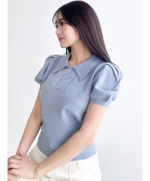 RESEXXY（リゼクシー）の「ワンポイントロゴニットポロ（ニット/セーター・レディース・ブルー/オフホワイト/ブラック・FREE）」の5枚目の写真