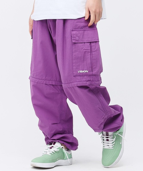VISION STREET WEAR(ヴィジョンストリートウェア)の「【VISION】2WAY コットン ワイド カーゴパンツ(カーゴパンツ・メンズ・ブラック/パープル/オリーブ/アイボリー・LL/L/M)」の1枚目の写真