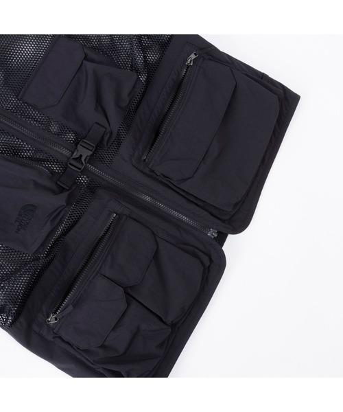 THE NORTH FACE(ザノースフェイス)の「THE NORTH FACE Utility Mesh Vest NP22331(ベスト・メンズ・ブラック・MEDIUM/LARGE)」の10枚目の写真