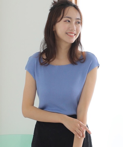 ElegChic(エレグシック)の「ボートネックフレンチスリーブサマーニット(ニット/セーター・レディース・ブラック/グレイッシュベージュ/ブルー/オフホワイト・XL/4L/M)」の1枚目の写真