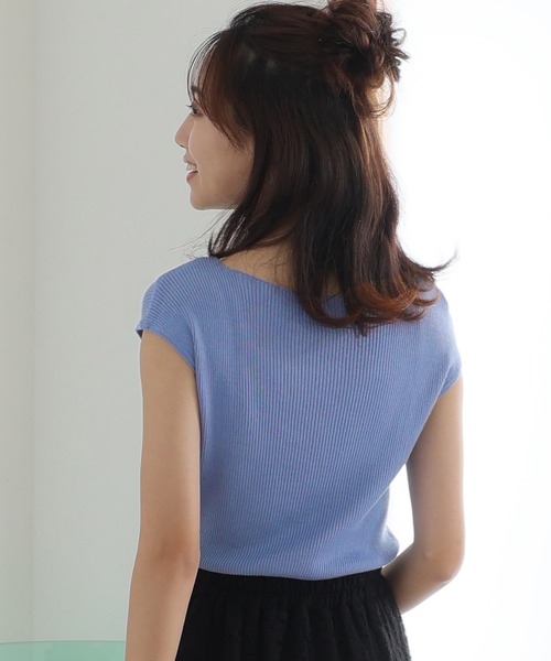 ElegChic(エレグシック)の「ボートネックフレンチスリーブサマーニット(ニット/セーター・レディース・ブラック/グレイッシュベージュ/ブルー/オフホワイト・XL/4L/M)」の11枚目の写真