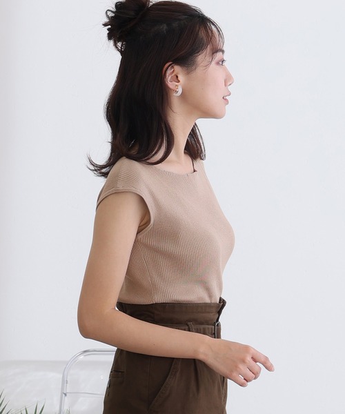 ElegChic(エレグシック)の「ボートネックフレンチスリーブサマーニット(ニット/セーター・レディース・ブラック/グレイッシュベージュ/ブルー/オフホワイト・XL/4L/M)」の18枚目の写真