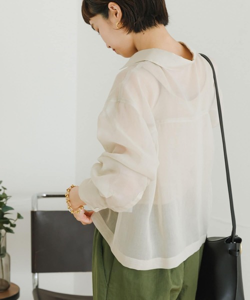 URBAN RESEARCH(アーバンリサーチ)の「ソフトオーガンジーショート丈シャツ(シャツ/ブラウス・レディース・ベージュ系その他/オレンジ系その他/カーキ・FREE)」の13枚目の写真