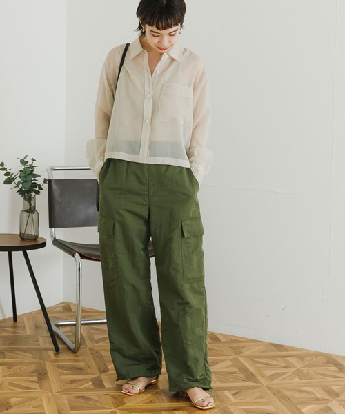 URBAN RESEARCH(アーバンリサーチ)の「ソフトオーガンジーショート丈シャツ(シャツ/ブラウス・レディース・ベージュ系その他/オレンジ系その他/カーキ・FREE)」の19枚目の写真