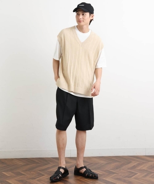 a.v.v（アーヴェヴェ）の「【洗濯機で洗える/2SET】透かし編ニットベスト（レイヤードカットソー付き）（ベスト・メンズ・オレンジ/アイボリー/チャコールグレー・46/44/48/50）」の11枚目の写真