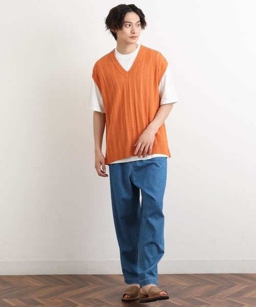 a.v.v（アーヴェヴェ）の「【洗濯機で洗える/2SET】透かし編ニットベスト（レイヤードカットソー付き）（ベスト・メンズ・オレンジ/アイボリー/チャコールグレー・46/44/48/50）」の20枚目の写真