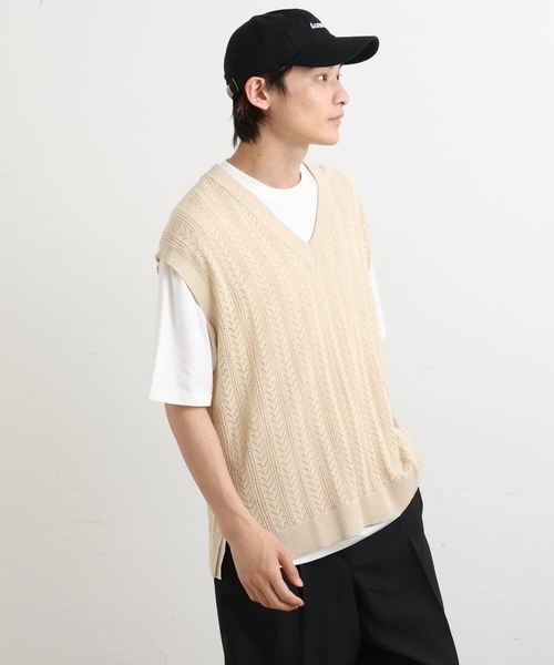 a.v.v（アーヴェヴェ）の「【洗濯機で洗える/2SET】透かし編ニットベスト（レイヤードカットソー付き）（ベスト・メンズ・オレンジ/アイボリー/チャコールグレー・46/44/48/50）」の10枚目の写真