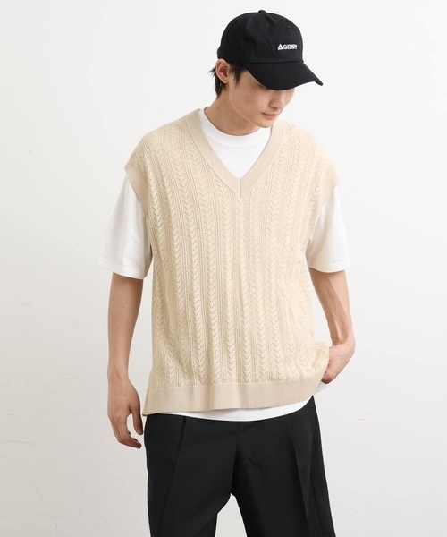 a.v.v（アーヴェヴェ）の「【洗濯機で洗える/2SET】透かし編ニットベスト（レイヤードカットソー付き）（ベスト・メンズ・オレンジ/アイボリー/チャコールグレー・46/44/48/50）」の8枚目の写真