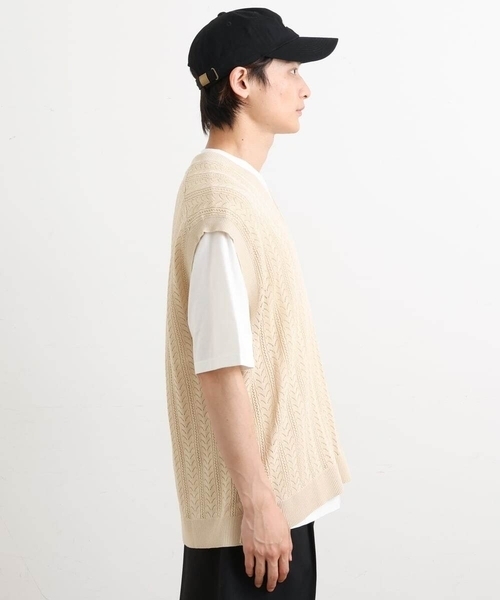 a.v.v（アーヴェヴェ）の「【洗濯機で洗える/2SET】透かし編ニットベスト（レイヤードカットソー付き）（ベスト・メンズ・オレンジ/アイボリー/チャコールグレー・46/44/48/50）」の13枚目の写真