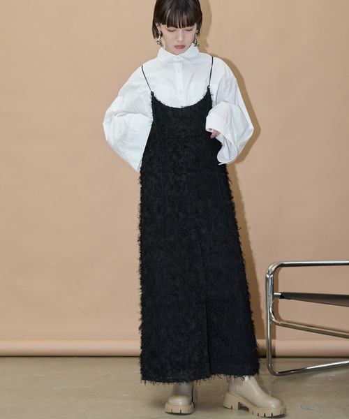 THE YOn（ザヨン）の「ヘアリーシャギーキャミワンピース（ワンピース・レディース・アイボリー/ブラック・FREE）」の4枚目の写真