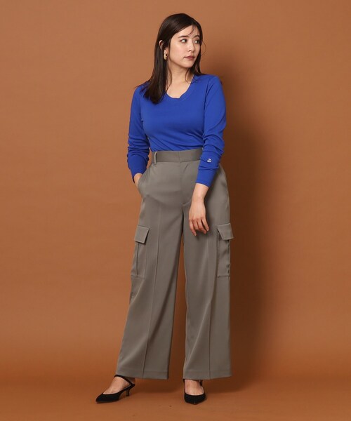 DRESSTERIOR（ドレステリア）の「◆【CLASSY.11月号掲載】【吸湿発熱・保湿】ホカウルラウンドヘムプルオーバー（Tシャツ/カットソー・レディース・ブルー/ホワイト/ブラック・34/38/36）」の22枚目の写真