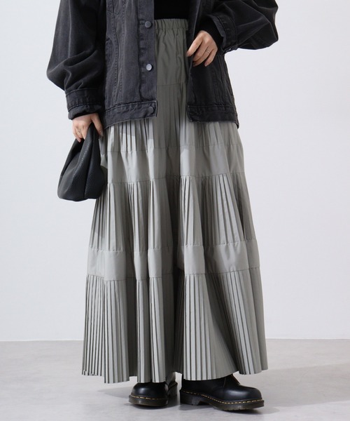 hunch（ハンチ）の「大好評の為ブラック増産決定！ hunch プリーツティアードスカート（スカート・レディース・ブラック/カーキ/プラム/グレー/ライトカーキ/グリーン/オフホワイト・FREE）」の6枚目の写真