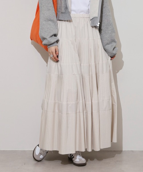 hunch（ハンチ）の「大好評の為ブラック増産決定！ hunch プリーツティアードスカート（スカート・レディース・ブラック/カーキ/プラム/グレー/ライトカーキ/グリーン/オフホワイト・FREE）」の22枚目の写真