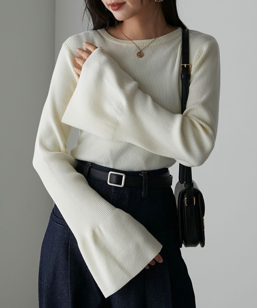 Anss.me（アンスミー）の「【Anss.me】クルーネックフレアスリーブリブニット（ニット/セーター・レディース・グレイッシュベージュ/グレー/ブラック/アイボリー・FREE）」の2枚目の写真