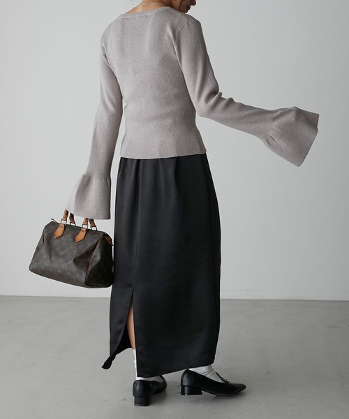 Anss.me（アンスミー）の「【Anss.me】クルーネックフレアスリーブリブニット（ニット/セーター・レディース・グレイッシュベージュ/グレー/ブラック/アイボリー・FREE）」の22枚目の写真