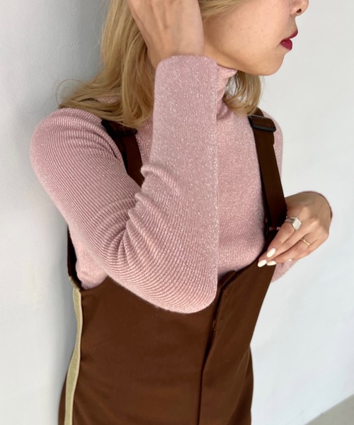 SANSeLF（サンセルフ）の「ラメタートルニットトップス【SANSeLF】 sanw23a047（ニット/セーター・レディース・ライトブルー/ブラック/ライトピンク/ダークグリーン/ネイビー/ライトベージュ・FREE）」の11枚目の写真