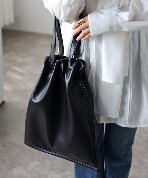 グッシオベーシック】巾着トートバッグ カジュアル A4対応 PUレザー