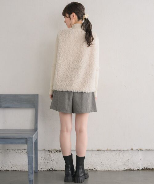 RETRO GIRL（レトロガール）の「ミックスファーベスト（ベスト・レディース・アイボリー/ライトグレー/ブラウン・FREE）」の8枚目の写真