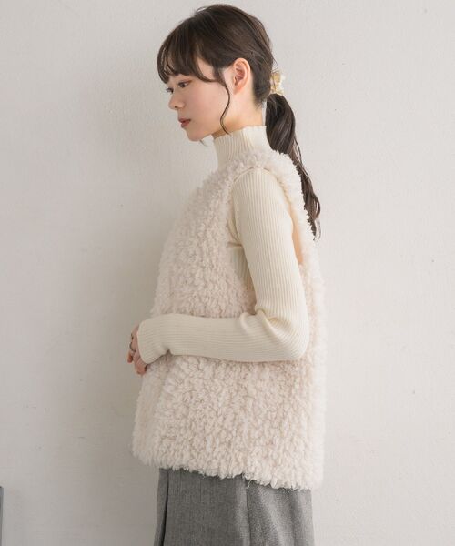 RETRO GIRL（レトロガール）の「ミックスファーベスト（ベスト・レディース・アイボリー/ライトグレー/ブラウン・FREE）」の13枚目の写真