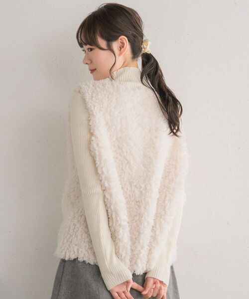 RETRO GIRL（レトロガール）の「ミックスファーベスト（ベスト・レディース・アイボリー/ライトグレー/ブラウン・FREE）」の14枚目の写真