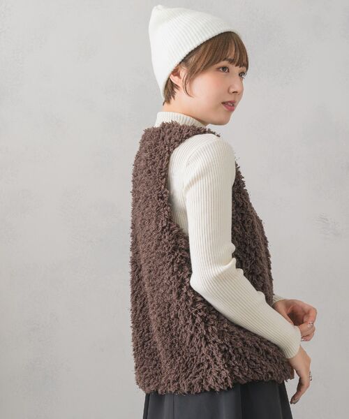 RETRO GIRL（レトロガール）の「ミックスファーベスト（ベスト・レディース・アイボリー/ライトグレー/ブラウン・FREE）」の20枚目の写真