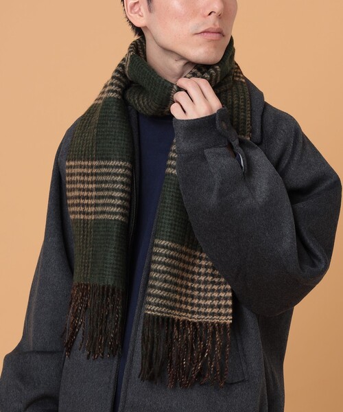 BEAMS LIGHTS（ビームスライツ）の「BEAMS LIGHTS / ウール リバーシブル チェック マフラー（マフラー・メンズ・ベージュ/ブルー・ONE SIZE）」の2枚目の写真