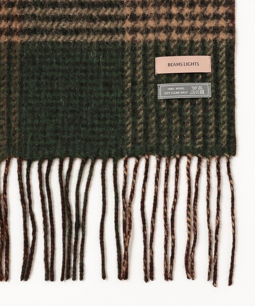 BEAMS LIGHTS（ビームスライツ）の「BEAMS LIGHTS / ウール リバーシブル チェック マフラー（マフラー・メンズ・ベージュ/ブルー・ONE SIZE）」の7枚目の写真