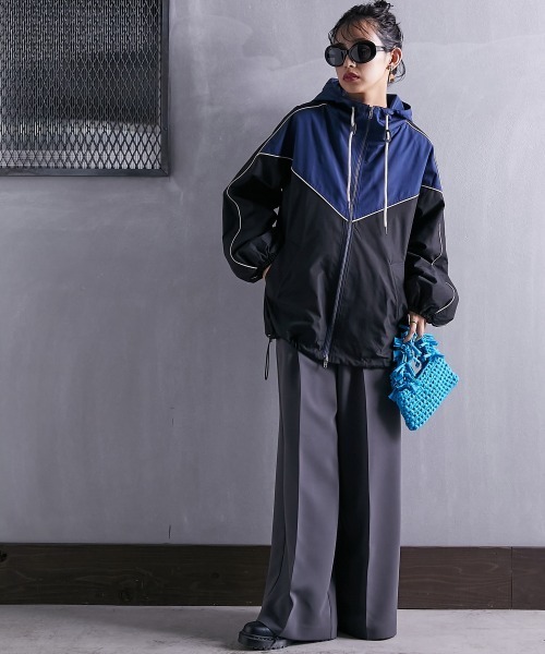 GEVS.（ジェイヴィス）の「＜大きいサイズ＞ リラックスワイドパンツ GEVS.（スラックス・レディース・チャコール/レッド・L/LL/3L/4L/5L）」の12枚目の写真