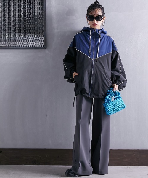 GEVS.（ジェイヴィス）の「＜大きいサイズ＞ リラックスワイドパンツ GEVS.（スラックス・レディース・チャコール/レッド・L/LL/3L/4L/5L）」の13枚目の写真