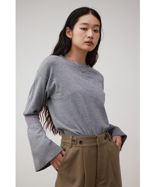 AZUL by moussy（アズールバイマウジー）の「キャンディースリーブニットトップス（ニット/セーター・レディース・グレー/アイボリー/ブラック・SMALL/MEDIUM）」の22枚目の写真