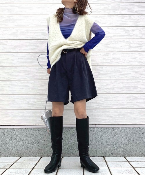 Q（キュー）の「タックショートパンツ（その他パンツ・レディース・チャコールグレー/ベージュ・MEDIUM）」の8枚目の写真