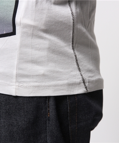 ROSE BUD COUPLES （ローズ バッド カップルズ）の「(RELIGION)E2215ABF45 ATOMIC BLAC SS TEE（Tシャツ/カットソー・メンズ・ホワイト・SMALL）」の5枚目の写真