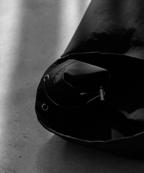 【RUUBON】nylon drawstring pants / ナイロン ドロストパンツ（スラックス）｜RUUBON（ルーボン）