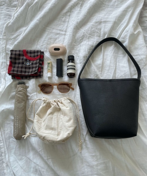 marjour(マージュール)の「MINIMAL DAILY TOTE(MINI)(トートバッグ・レディース・グリーン/ブラック・FREE)」の10枚目の写真